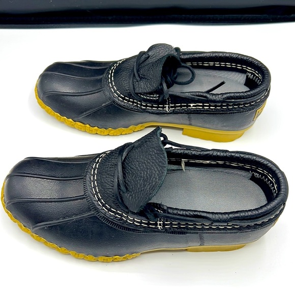 Bean boots by LL Bean size 7M looks brand new. - Picture 1 of 9